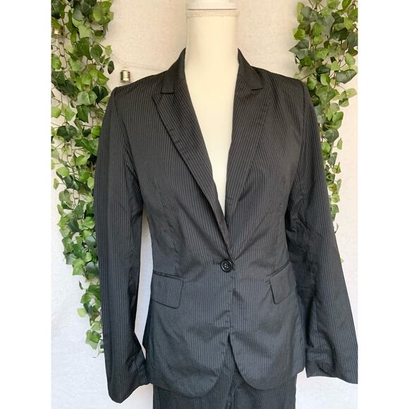 New York & Company 90's Black Pinstripe Slacks & Blazer Suit Set Women's 2 - Picture 4 of 11